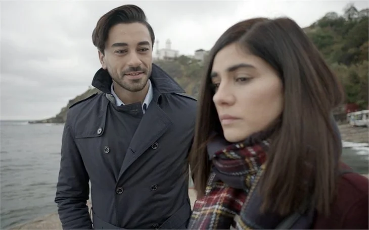 Seviyor Sevmiyor'un 18. yeni bölümde Deniz ayrılık haberiyle şoke oldu!