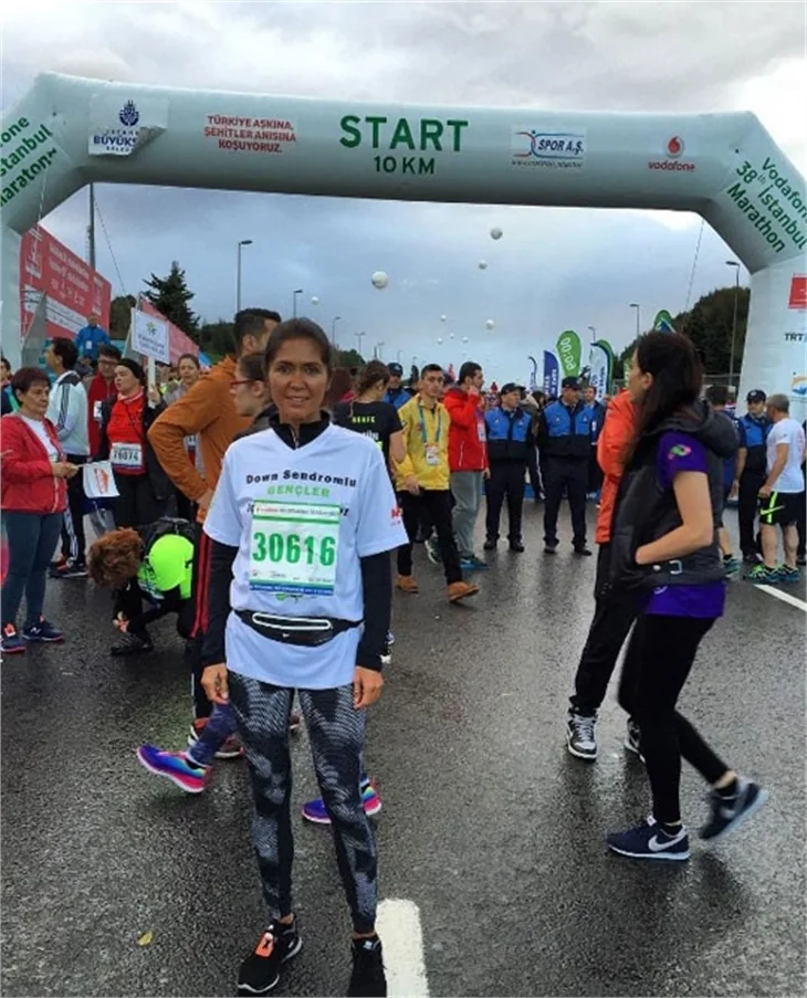 Ünlüler 38. İstanbul Maratonu'nda..