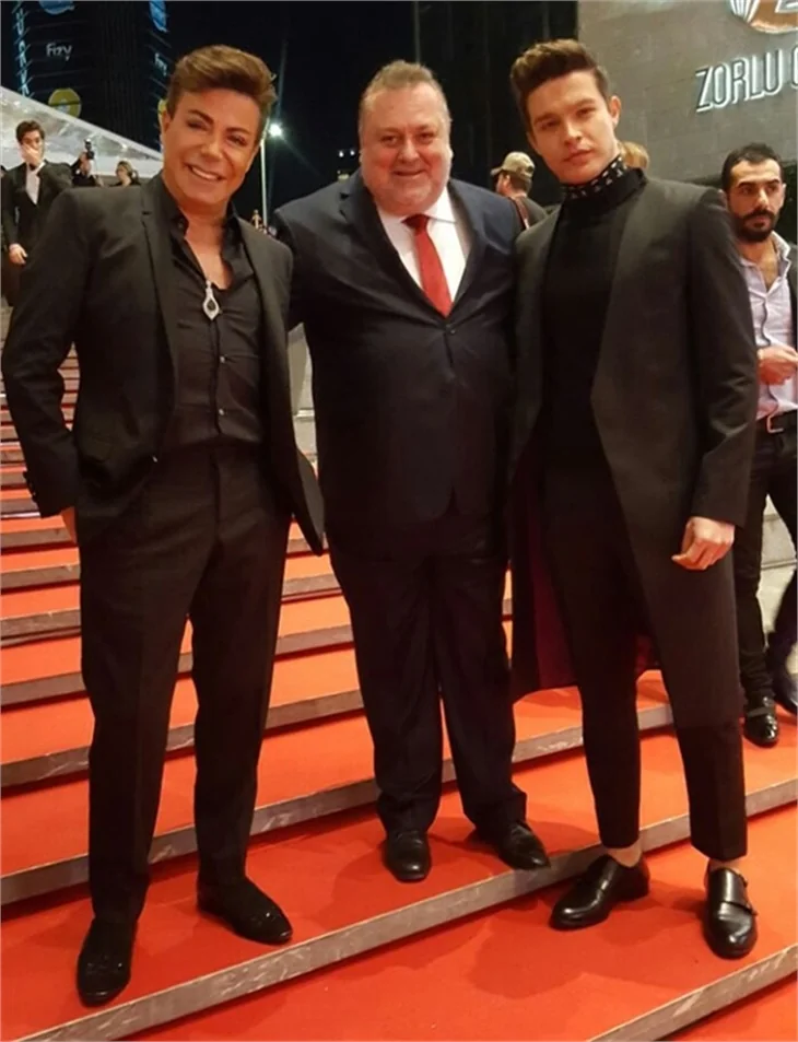 Altın Kelebek Ödülleri'nin kırmızı halısında şıklık yarışı