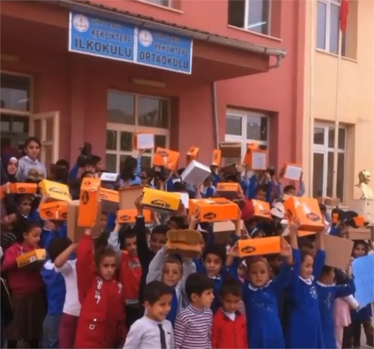 Çağatay Ulusoy 'Geleceğe ışık tuttu'