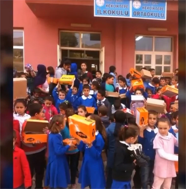 Çağatay Ulusoy 'Geleceğe ışık tuttu'