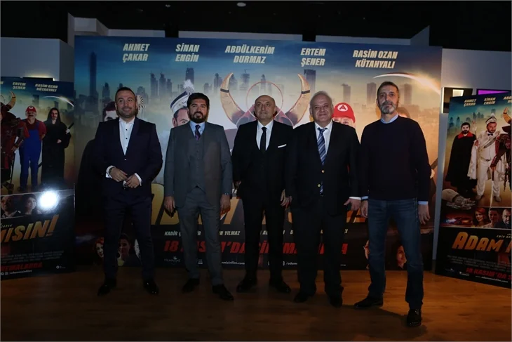 ‘Adam mısın!’ filminin galası yapıldı!