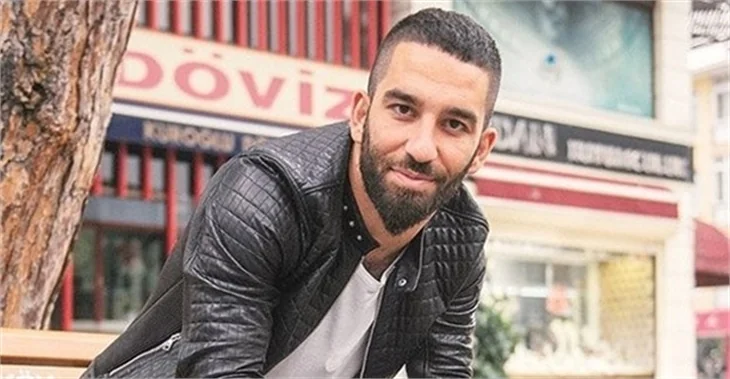 Ebru Şallı'dan Arda Turan açıklaması!
