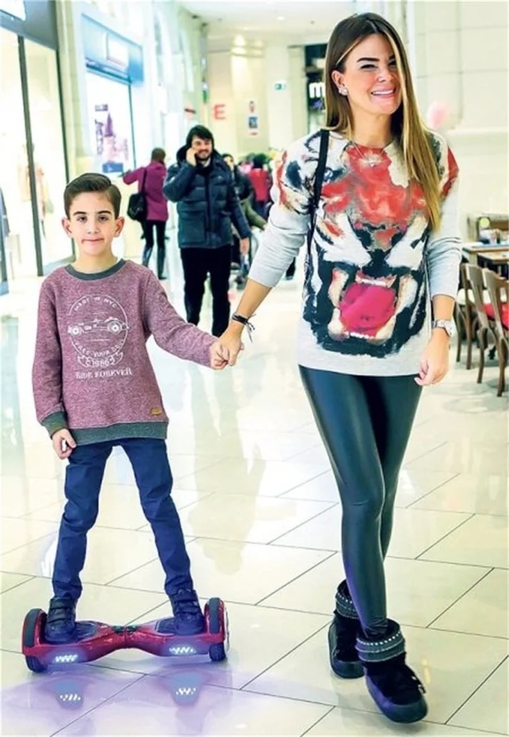 Özlem Yıldız'dan evlilik mesajı
