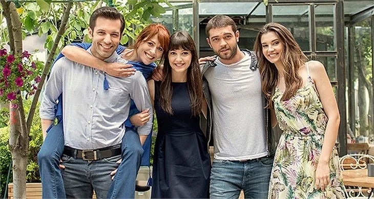 Dizi bitti, aşk ortaya çıktı!