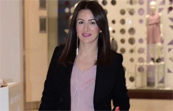 Fatoş Sarıgül kızları için baktı