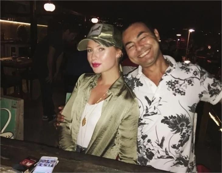 Chloe Loughnan'dan boşanma iddiasına yanıt!