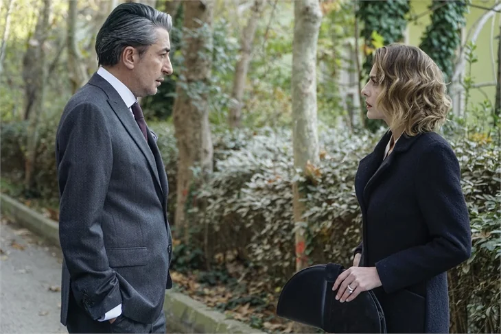 Paramparça 83. yeni bölüm özeti ve fotoğrafları