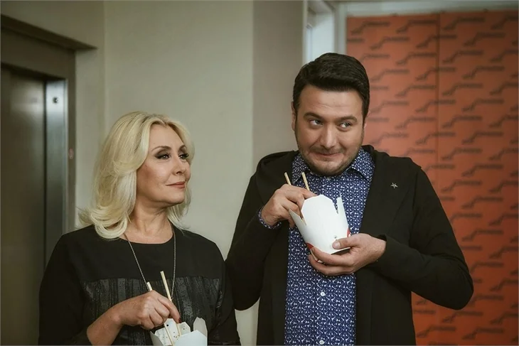 'Kiralık Aşk'ta Defne ve Ömer aşkı tam gaz!