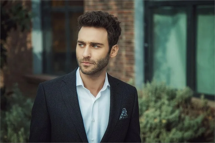'Kiralık Aşk'ta Defne ve Ömer aşkı tam gaz!