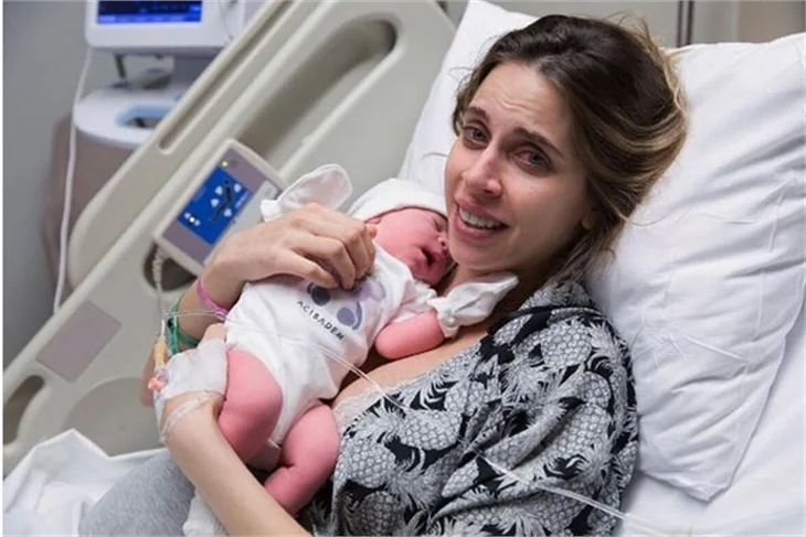 Melis Kaygılaroğlu kızı Ada'nın doğum anını yazdı!