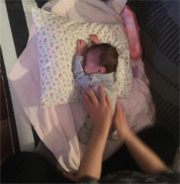 Ebru Şancı'nın ikizleri!