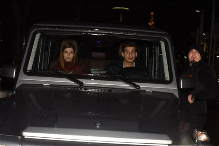 "Hayat Bazen Tatlıdır" setinde aşk