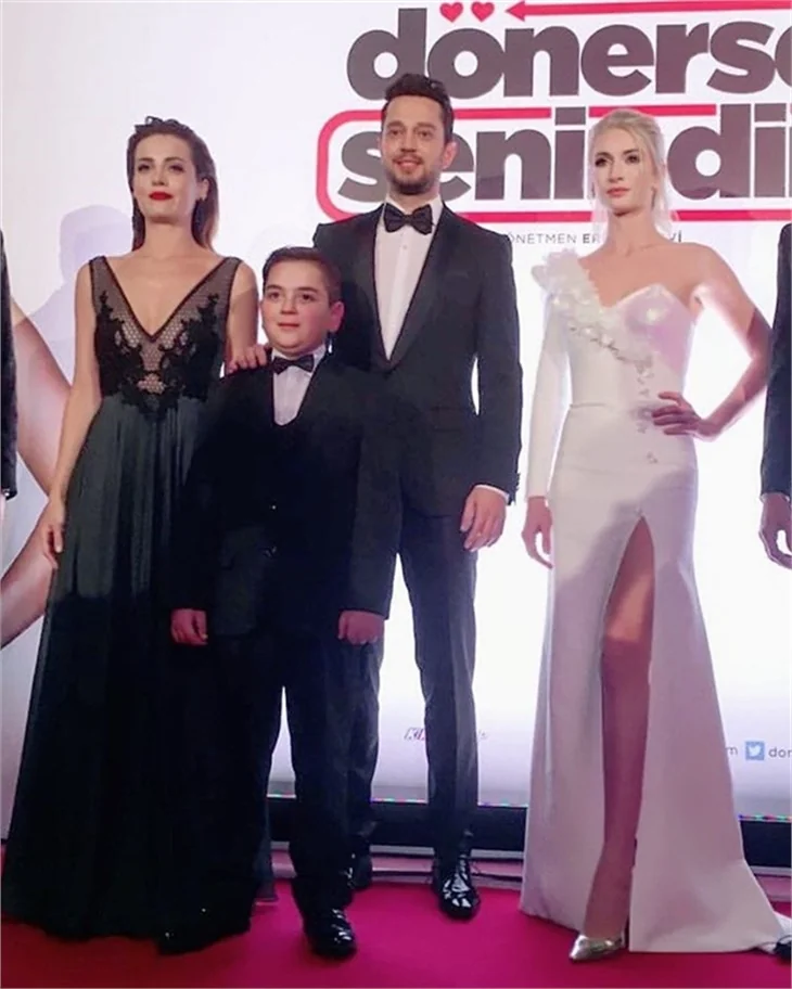 "Dönerse Senindir" filminin galasına ünlü akını