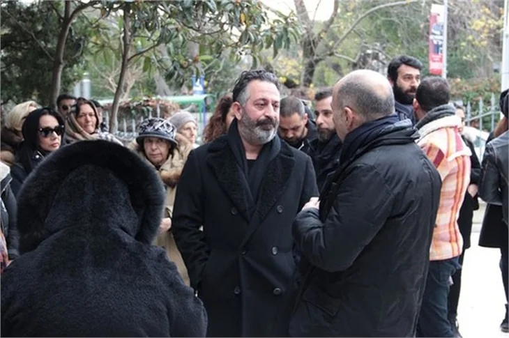 Ferzan Özpetek'i  yalnız bırakmadılar!