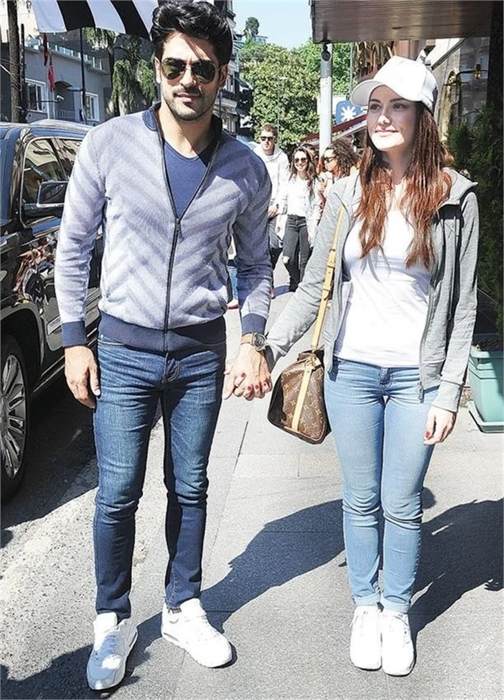 Burak Özçivit, Fahriye Evcen'e evlenme teklif etti