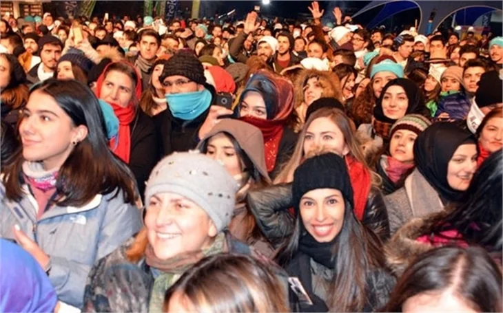 Demet Akalın, Palandöken'de konser verdi!