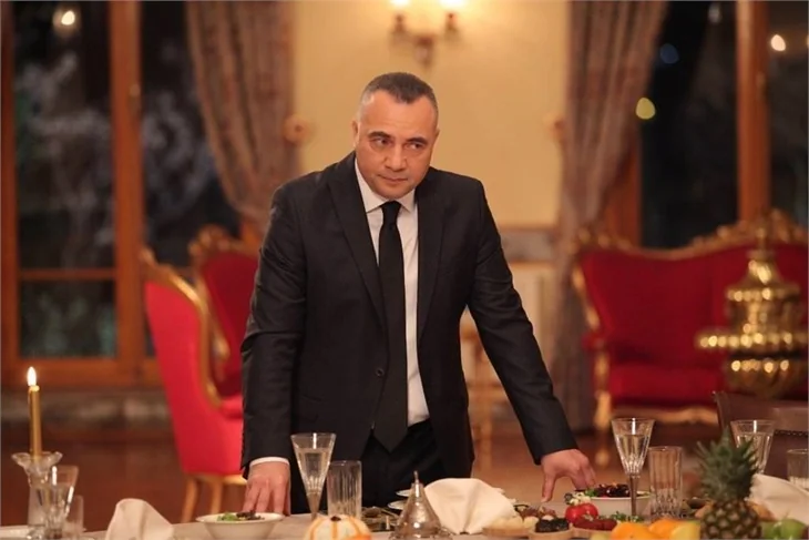 "Eşkıya Dünyaya Hükümdar Olmaz" 53. yeni bölüm özeti ve fotoğrafları