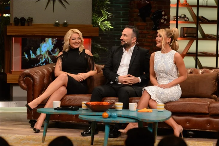 Beyaz Show'da evlenme teklifi!