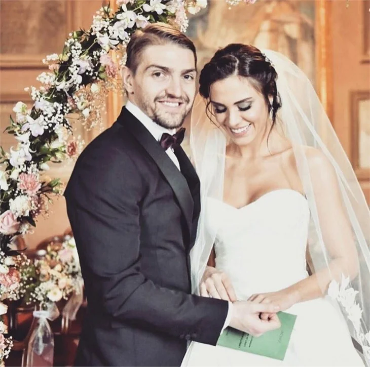 Caner Erkin ve Şükran Ovalı'nın düğün fotoğrafları