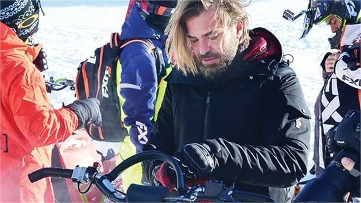 Engin Altan Düzyatan Kar motoruyla şov yaptı