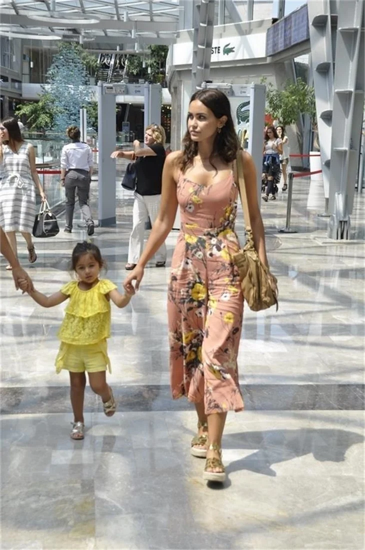 Zeynep Sever Demirel de kanal açtı