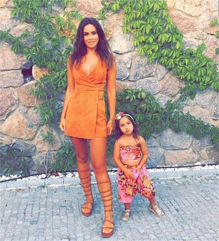 Zeynep Sever Demirel de kanal açtı