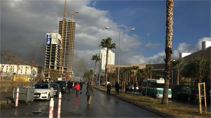 İzmir'deki patlamadan yerinden dehşet veren fotoğraflar