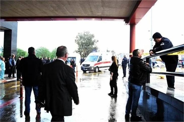 İzmir'deki patlamadan yerinden dehşet veren fotoğraflar