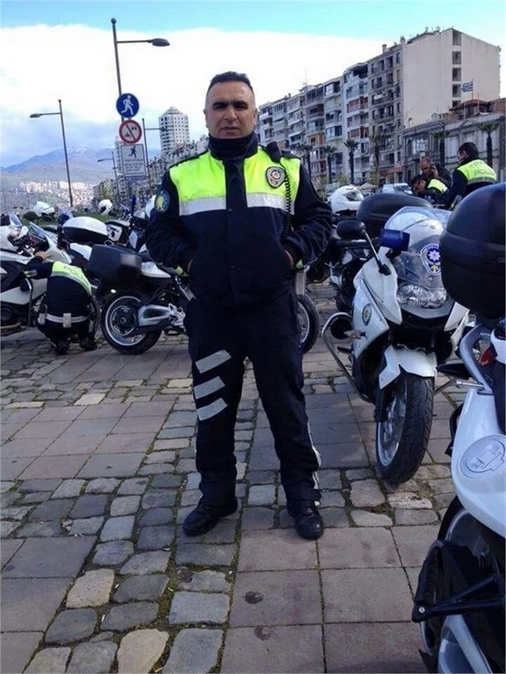 İzmir'deki terör saldırısı sonrası spor camiası terörü lanetledi!