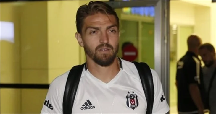 İzmir'deki terör saldırısı sonrası spor camiası terörü lanetledi!