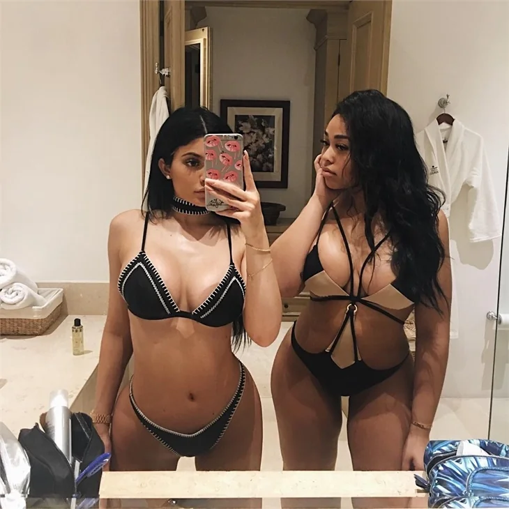 Kylie Jenner'ın tatili böyle olur