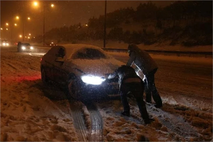 İstanbul'dan kar manzaraları!