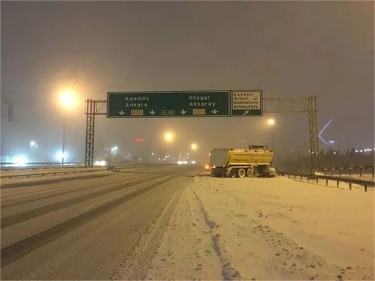 İstanbul'dan kar manzaraları!