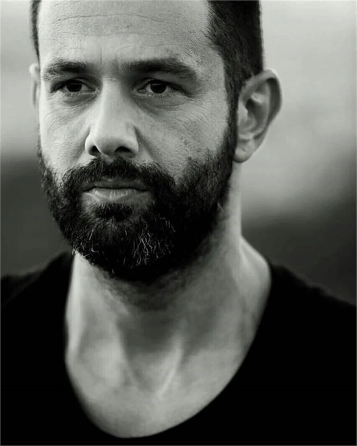Keremcem'den hayranlarına özür!