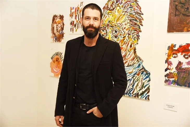 Keremcem'den hayranlarına özür!