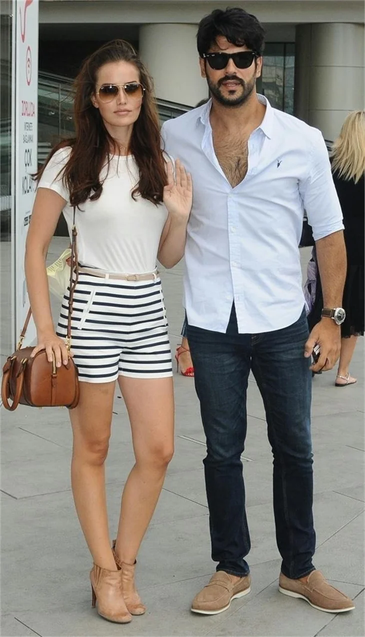 Burak Özçivit'ten Fahriye Evcen'e dizi desteği