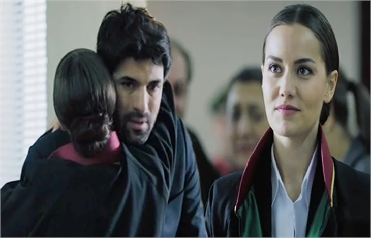 Burak Özçivit'ten Fahriye Evcen'e dizi desteği