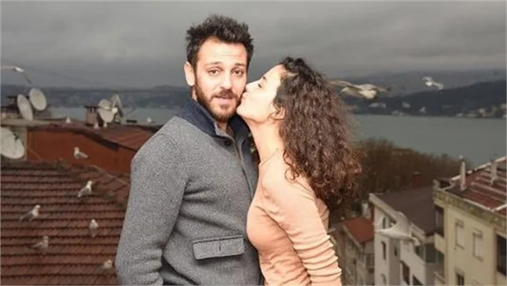 Cansu Tosun'dan doğum günü öpücüğü!