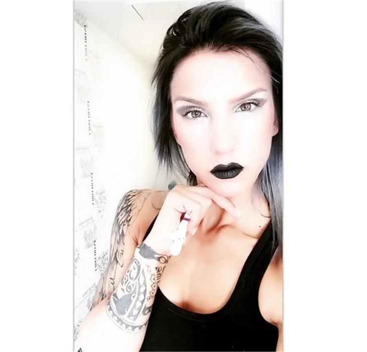 Survivor kızı Elif Şadoğlu'nun olay fotoğrafları!