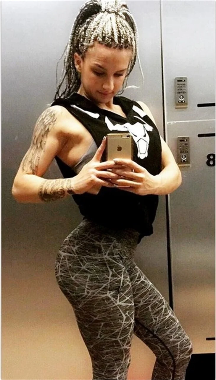 Survivor kızı Elif Şadoğlu'nun olay fotoğrafları!