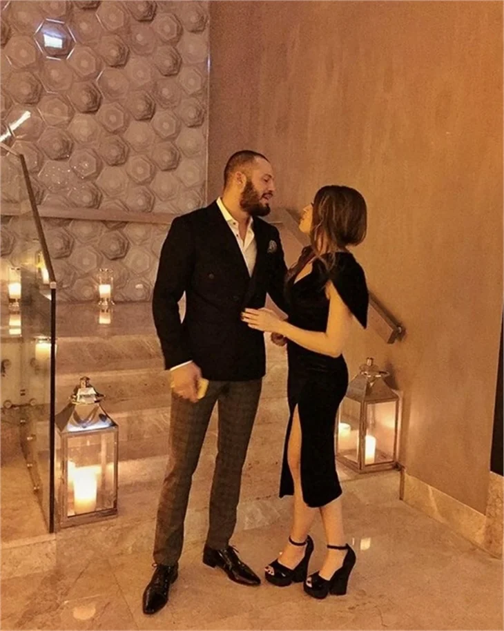 Avatar Atakan ve nişanlısından mutluluk pozları!