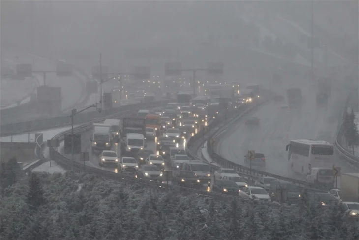 İstanbul'da kar yağışı