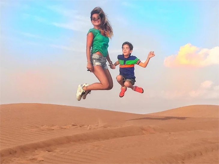 Özlem Yıldız'ın Dubai tatili!