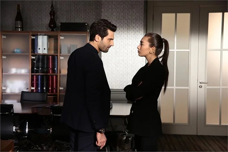 Kara Sevda'da Emir, Deniz’i kaçıracak mı?
