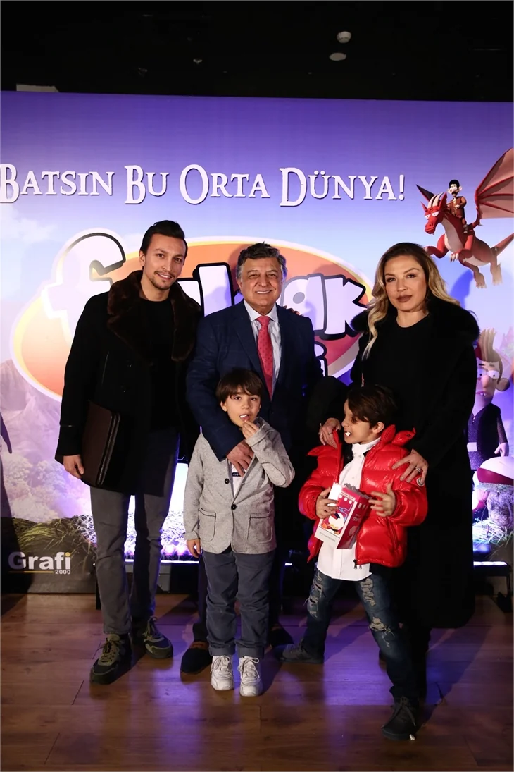'Fırıldak Ailesi'ne bol kahkahalı gala!