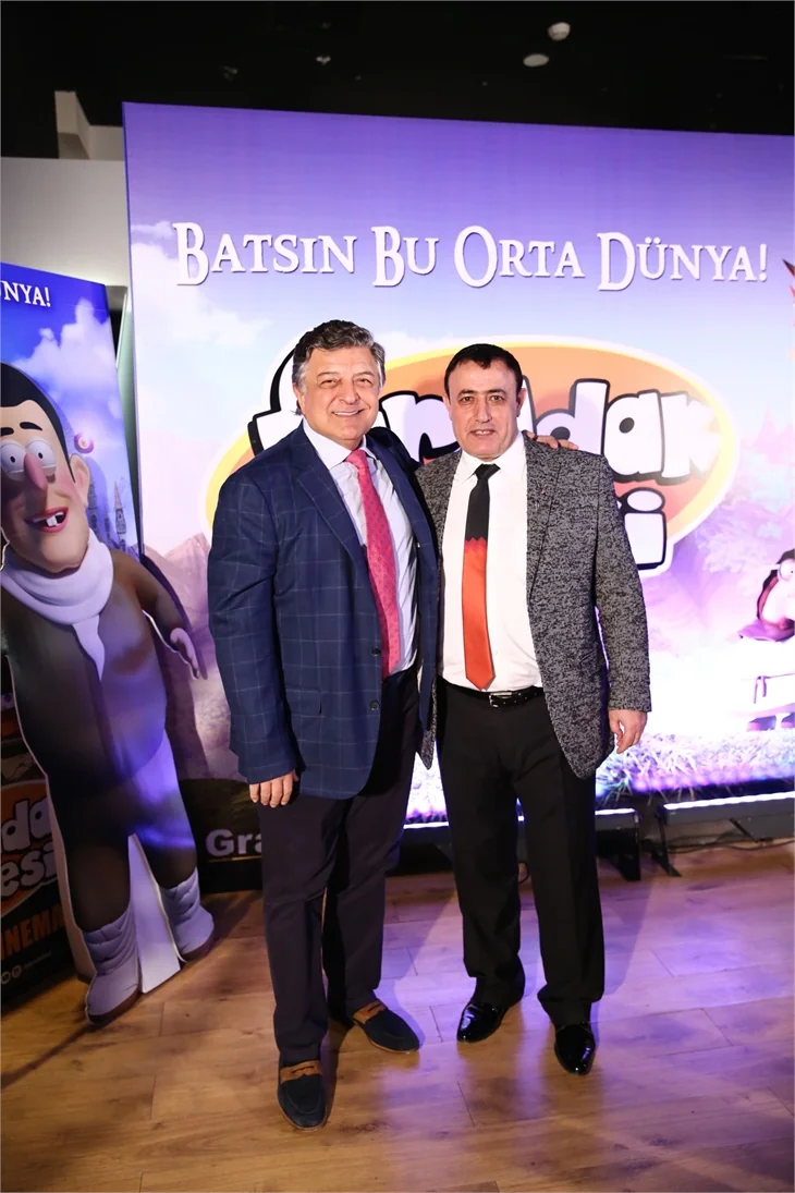 'Fırıldak Ailesi'ne bol kahkahalı gala!
