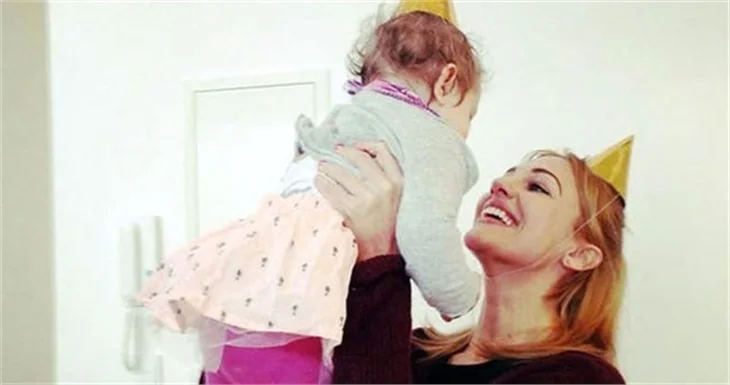 Meryem Uzerli'ye rekor başvuru!