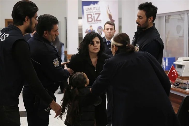 "Anne" 14. bölüm özeti ve fotoğrafları...