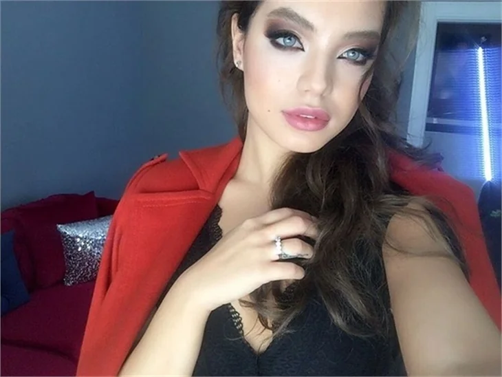 Buse Narcı, Miami’ye kaçtı